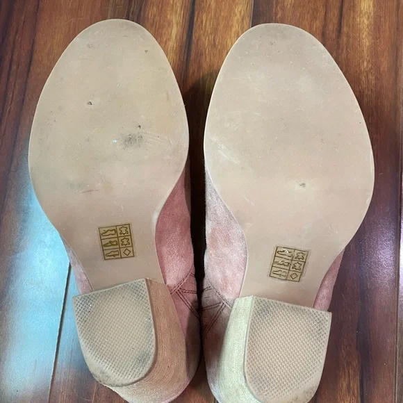 Jeffrey Campbell | Rosale Mule Booties | Blush Suede - Picture 4 of 6